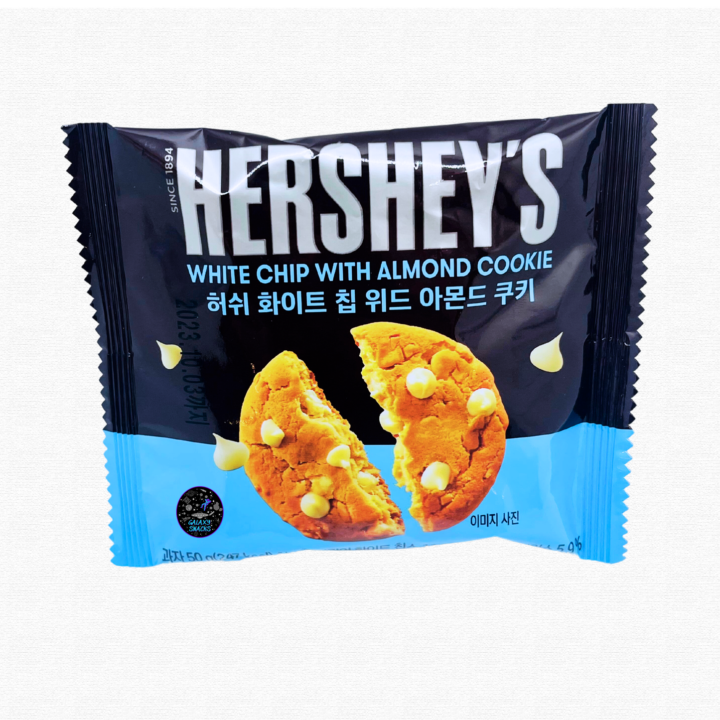 Hershey’s White Chip With Almond Cookie (Korea)